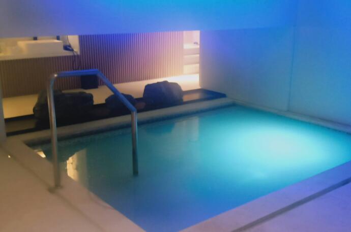 温泉桑拿洗浴会所